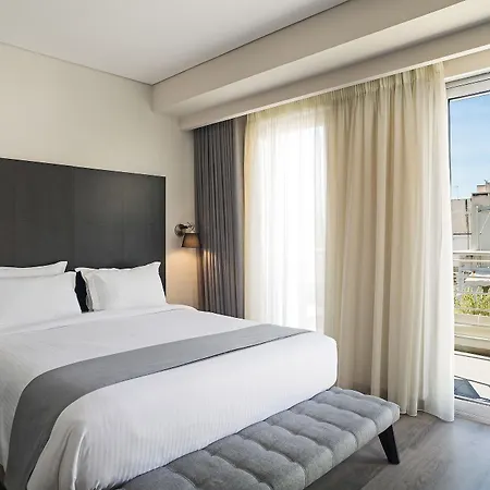 Lozenge 4* Atene