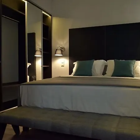 Lozenge Hotel