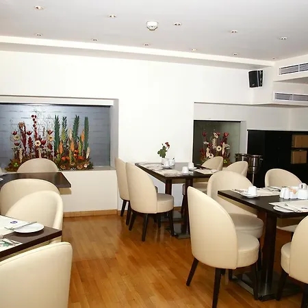 Hotel Lozenge Atene